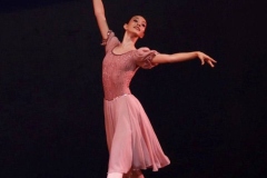 photo_5816527025194781660_y